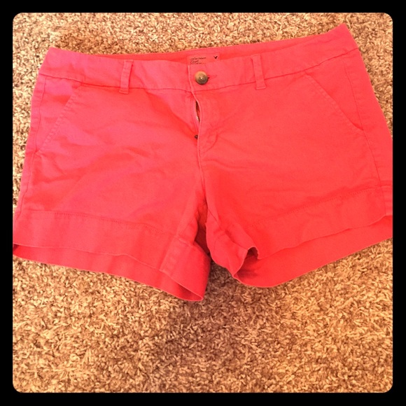 Coral khaki shorts 3" inseam