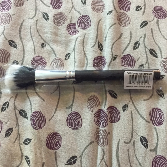 Crown Brush C427