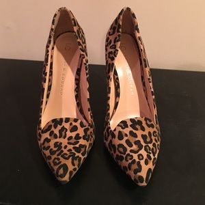 LC Lauren Conrad Pumps
