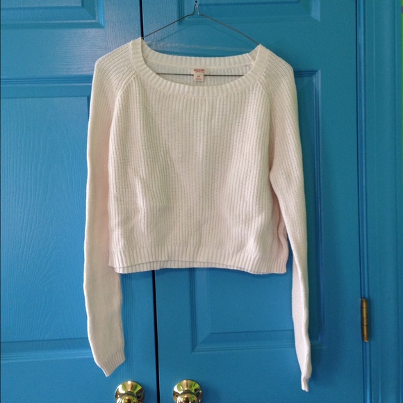 Cream cropped sweater