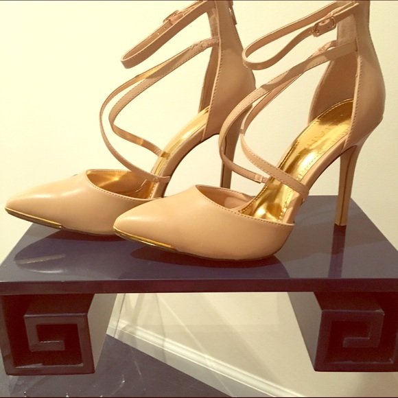 Boutique Shoes - ππ»Nude Criss Cross Heels ππ» Boutique Shoes - ππ»Nude Criss Cross Heels ππ»