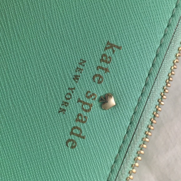 Kate Spade wallet - Picture 4 of 4