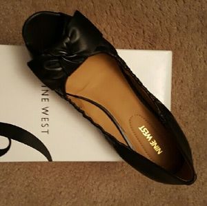 Brand new nine west leather open toe shoes