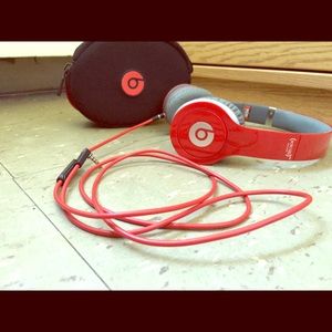 Beats Solo HD RED Edition On-Ear Headphones