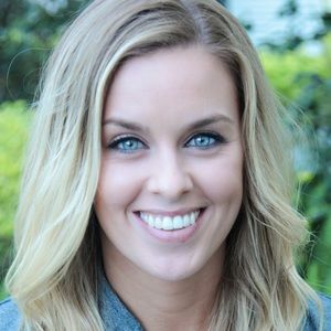 Meet your Posher, Lena