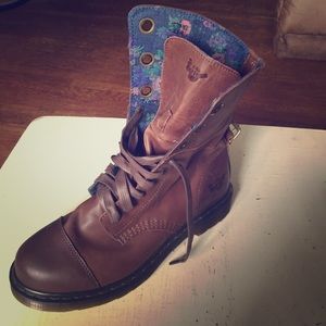 Womens size 11 brown Dr. Martens