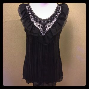 Sleeveless top