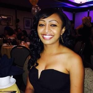 Meet your Posher, Antonia