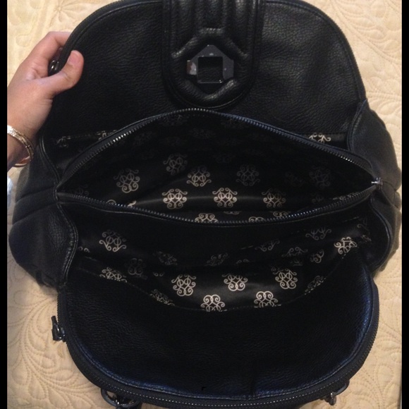 Jessica Simpson black purse - Picture 2 of 3
