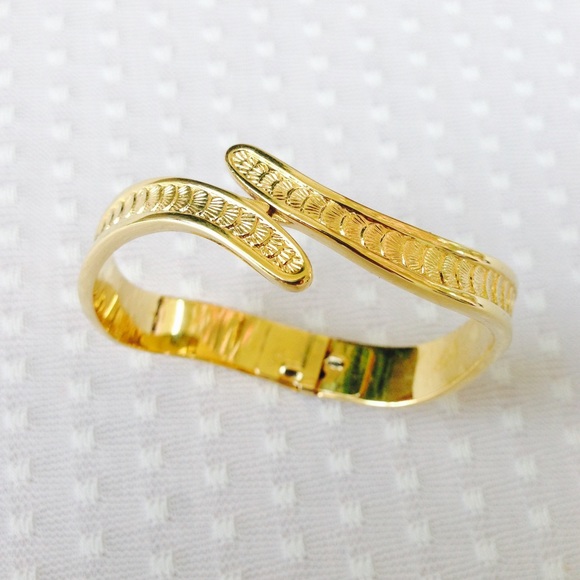 Monet Jewelry - Monet Gold-Tone Bracelet