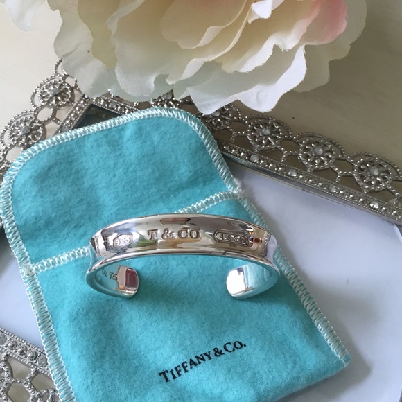 Tiffany & Co. Jewelry - 🚫SOLD🚫✨HOST PICK✨Tiffany & Co. 1837 cuff