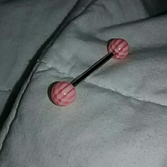 Tongue ring - Picture 1 of 1