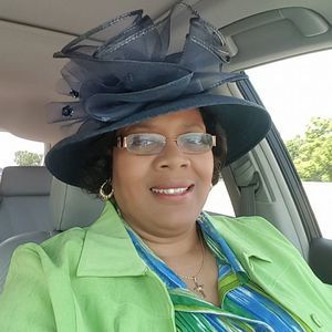 Meet your Posher, Beverly