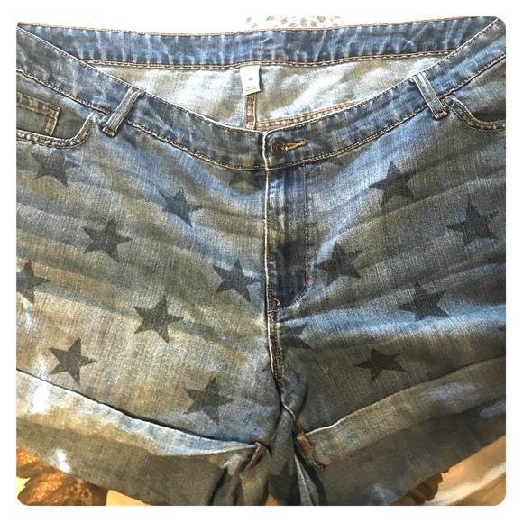 Old Navy Star Jean shorts