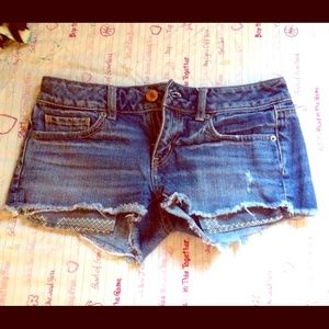 American eagle jean shorts!