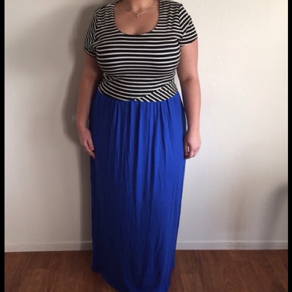 Maxi dress - Picture 3 of 3