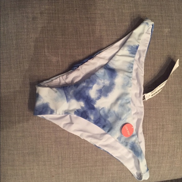 Forever 21 Cloud bikini bottoms M