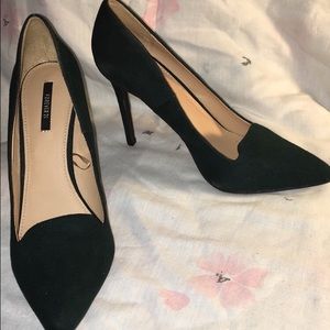 Forever 21 Forest Green Pumps Sz 9 NEVER WORN