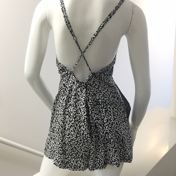 NWT American Apparel Criss-Cross Romper - Picture 2 of 4