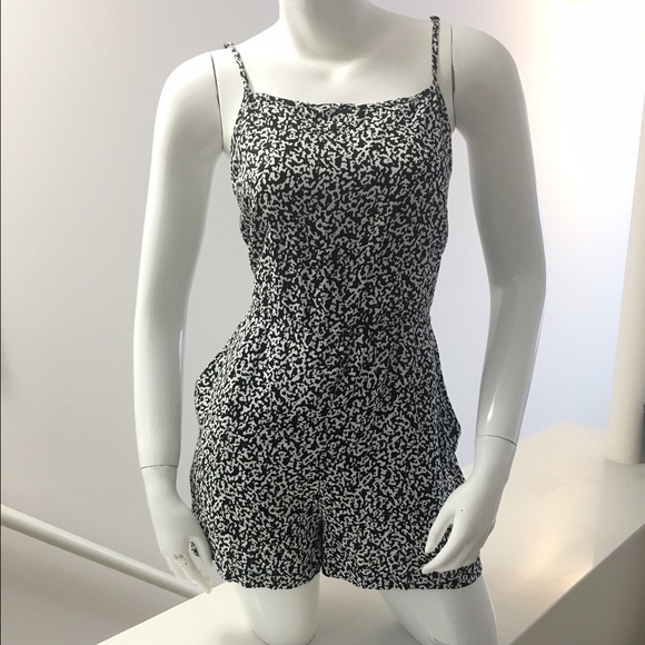NWT American Apparel Criss-Cross Romper - Picture 4 of 4