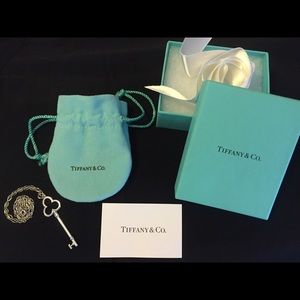 Tiffany & Co. Clover Key Pendant with Chain