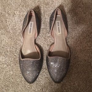 Steve Madden cut-out flats