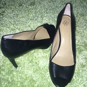 Black Ann Taylor heels