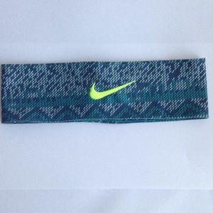 Nike headband