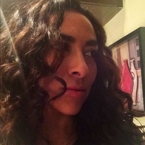 Meet your Posher, Alison