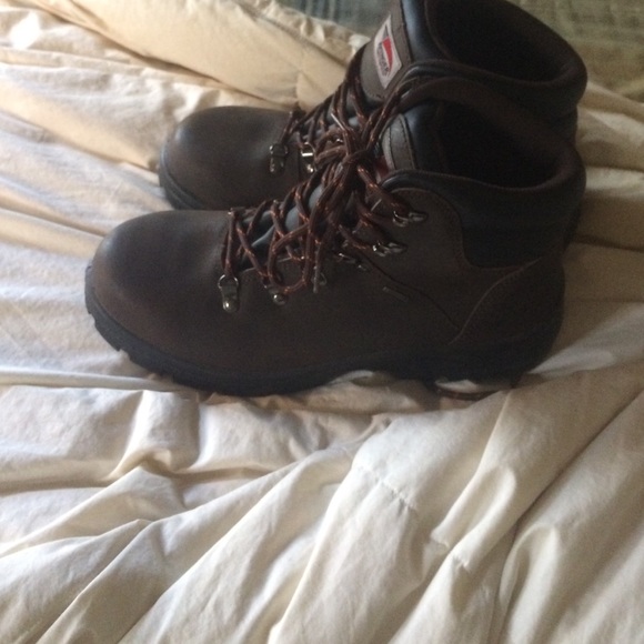 Work boots - Picture 2 of 4