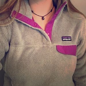 BRAND NEW PATAGONIA PULLOVER !