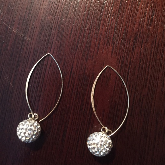 Crystal drop earrings