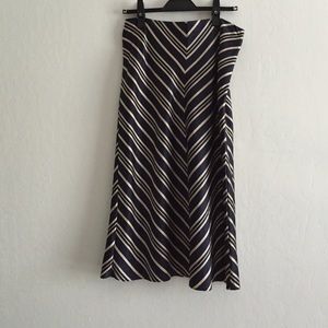 Banana republic silk skirt