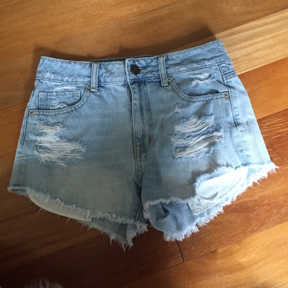 High waisted cut off shorts