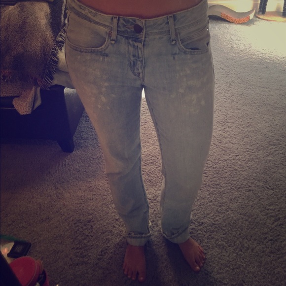 Gap Jeans- distressed, size 28/6