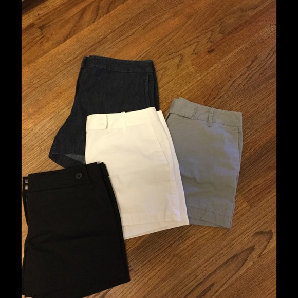 LOFT Pants - Lot of 4 pairs of shorts from the loft size 6