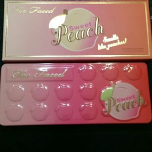 Too Faced Sweet Peach Palette
