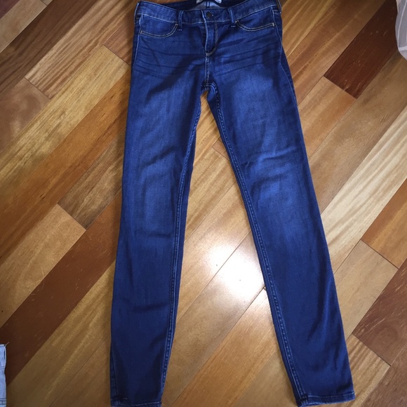 Size 5 comfy hollister jeggings