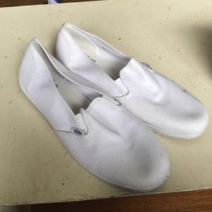 Size 11 white slip on Vans