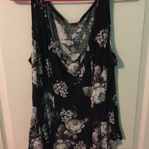 XL. Black and white floral blouse style tank top