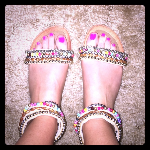 Sandals with colorful beads! - Picture 1 of 3