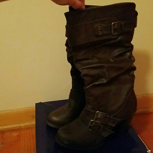 Madden Girl Hiinge Boots Brown