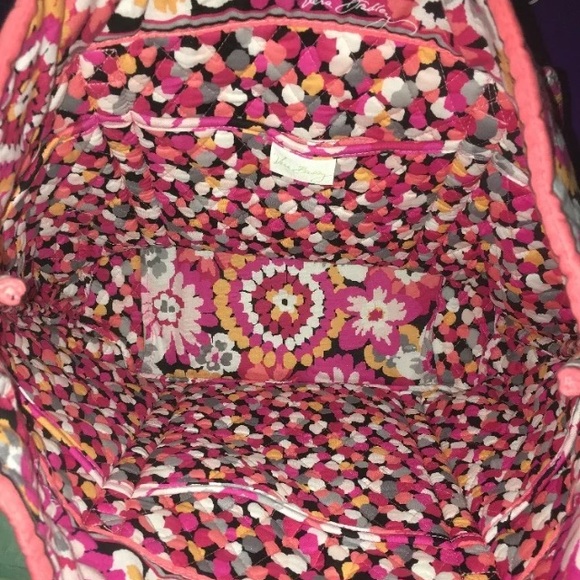 Vera Bradley XL Vera tote in pixie blooms NWT - Picture 3 of 3