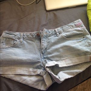 Mid rise shorts