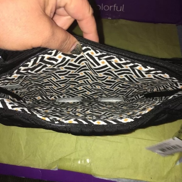 Vera Bradley mailbag in Classic Black NWT - Picture 3 of 4