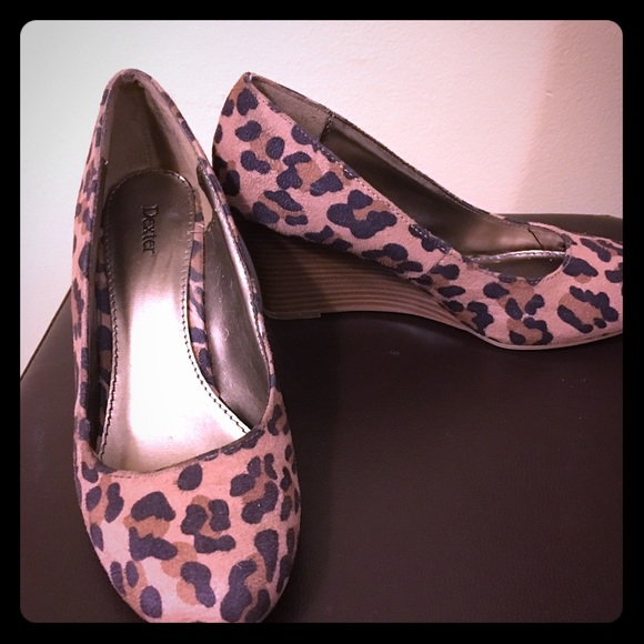 Leopard wedges
