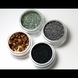 MAC crushed metallic pigments in Surf the Ocean