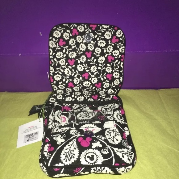 Vera Bradley mini hipstr in Mickey meets Birdie - Picture 3 of 4