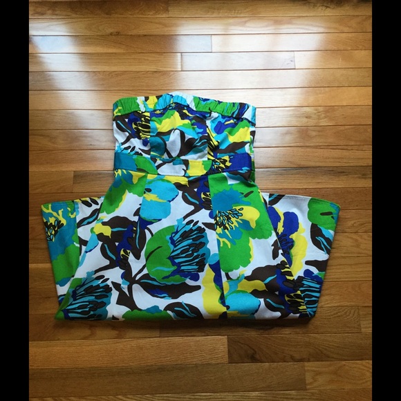 Cute colorful strapless sundress size 6