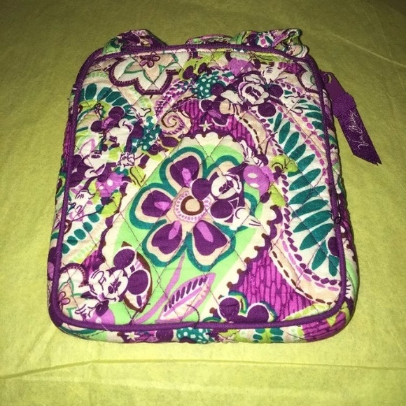 Vera Bradley mini hip in Mickey meets plums up NWT - Picture 3 of 4